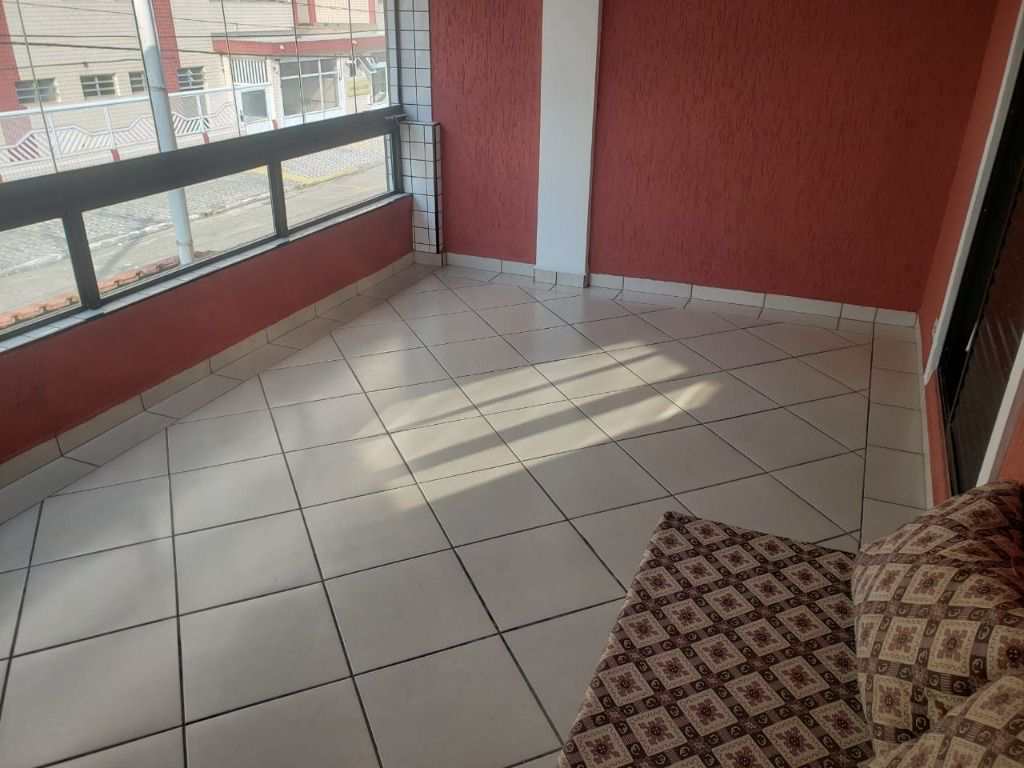 Sobrado em Praia Grande, no bairro Guilhermina