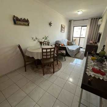 Apartamento em Praia Grande, bairro Ocian