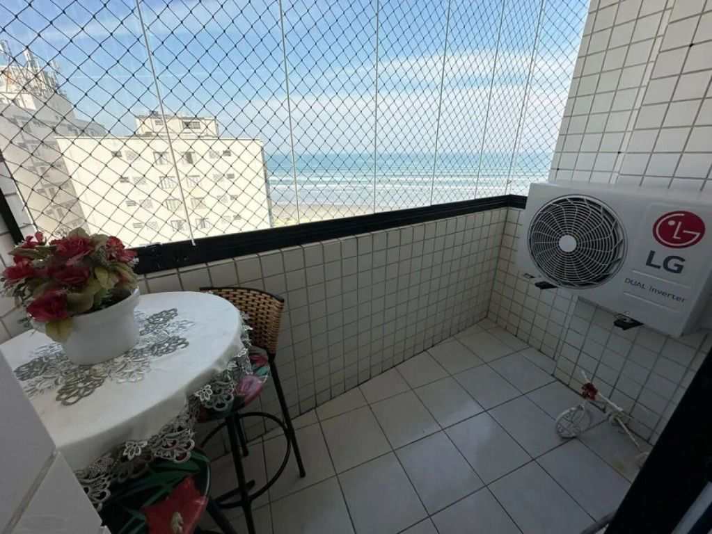 Apartamento em Praia Grande, no bairro Ocian