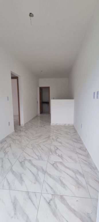 Casa em Praia Grande, no bairro Mirim