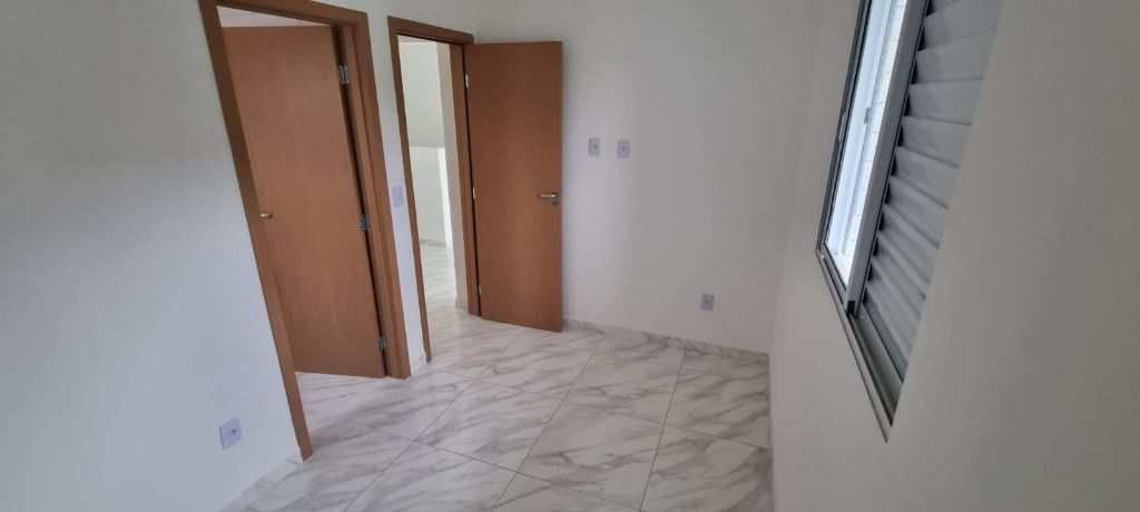Casa em Praia Grande, no bairro Mirim