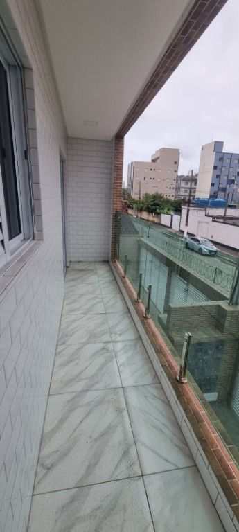 Casa em Praia Grande, no bairro Mirim