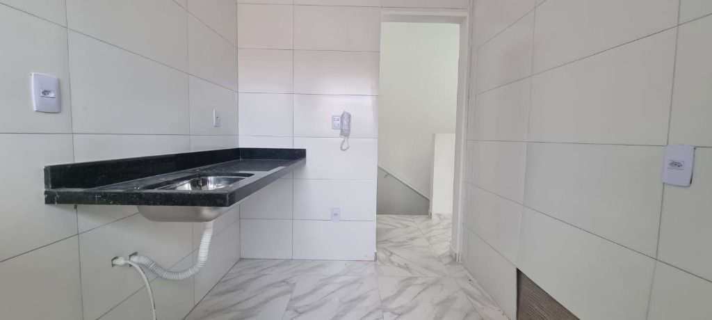 Casa em Praia Grande, no bairro Mirim