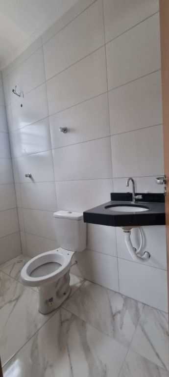 Casa em Praia Grande, no bairro Mirim