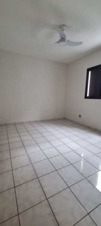 Apartamento em Praia Grande, no bairro Canto do Forte