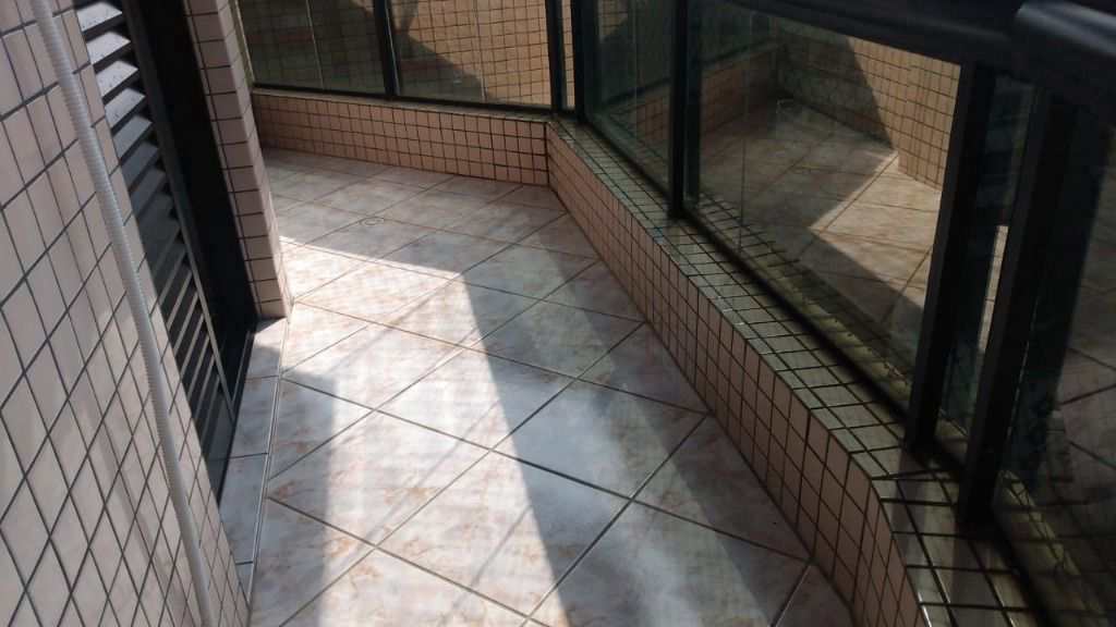 Apartamento em Praia Grande, no bairro Boqueirão
