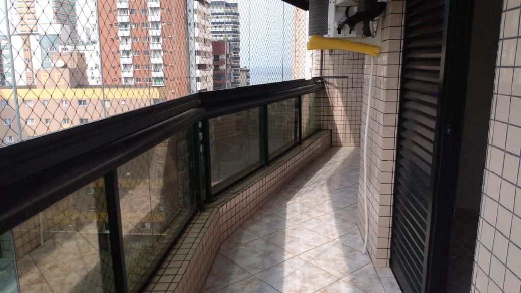 Apartamento em Praia Grande, no bairro Boqueirão