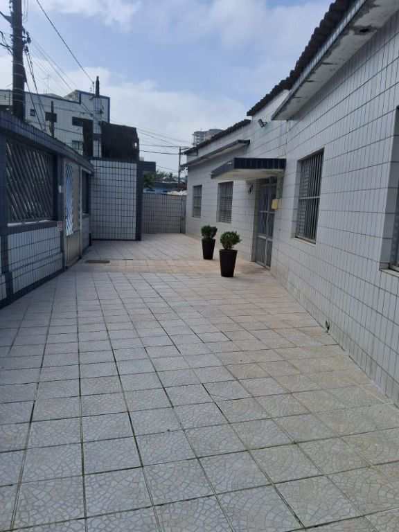 Kitnet em Praia Grande, no bairro Guilhermina