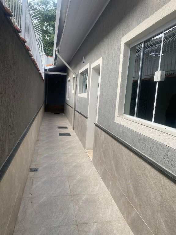 Casa em Praia Grande, no bairro Mirim