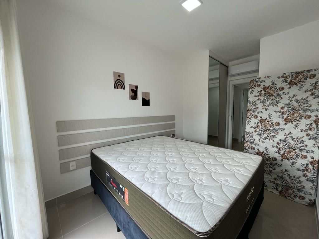 Apartamento em Praia Grande, no bairro Canto do Forte