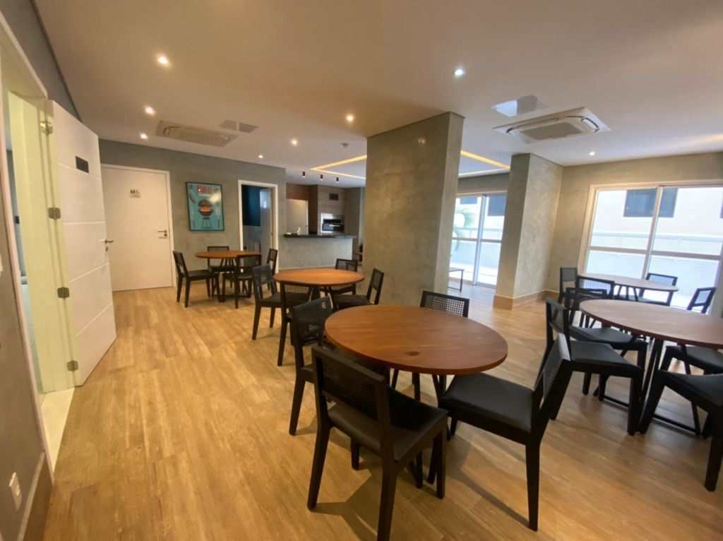 Apartamento em Praia Grande, no bairro Canto do Forte