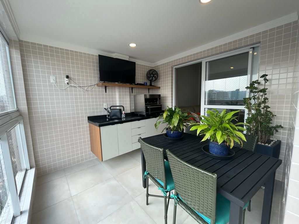 Apartamento em Praia Grande, no bairro Canto do Forte