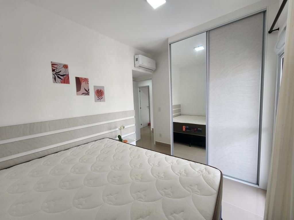 Apartamento em Praia Grande, no bairro Canto do Forte