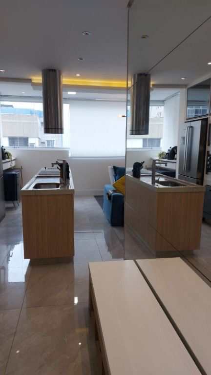 Apartamento em Santos, no bairro Gonzaga