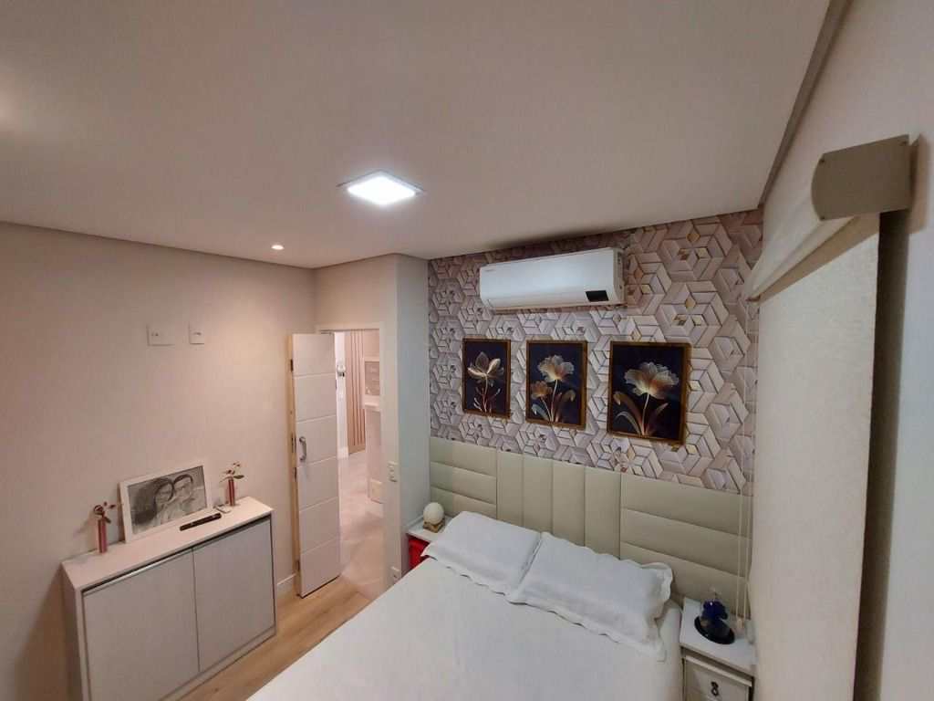 Apartamento em Santos, no bairro Gonzaga