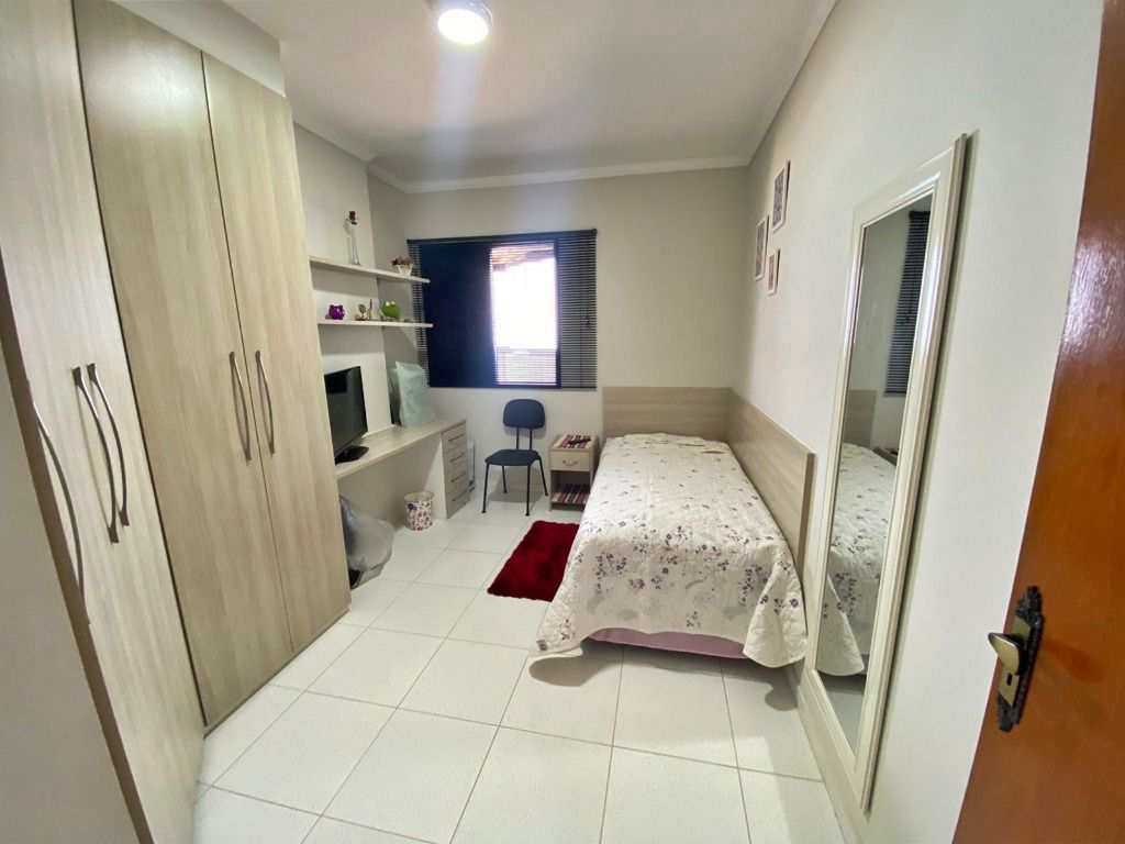 Apartamento em Praia Grande, no bairro Guilhermina