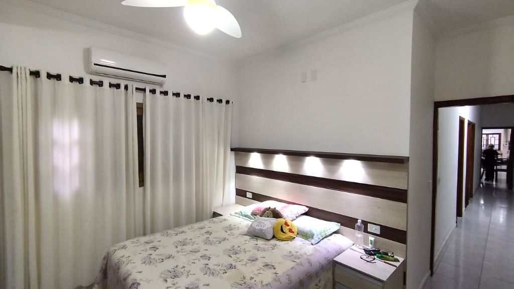 Casa em Praia Grande, no bairro Aviação