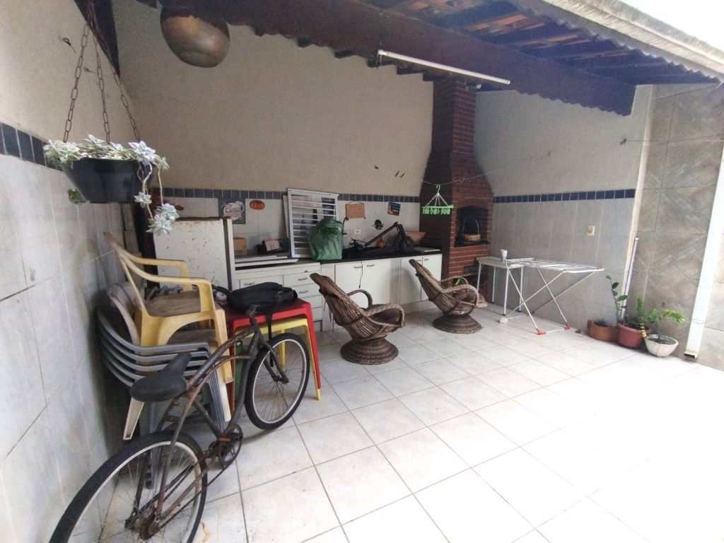 Casa em Praia Grande, no bairro Aviação