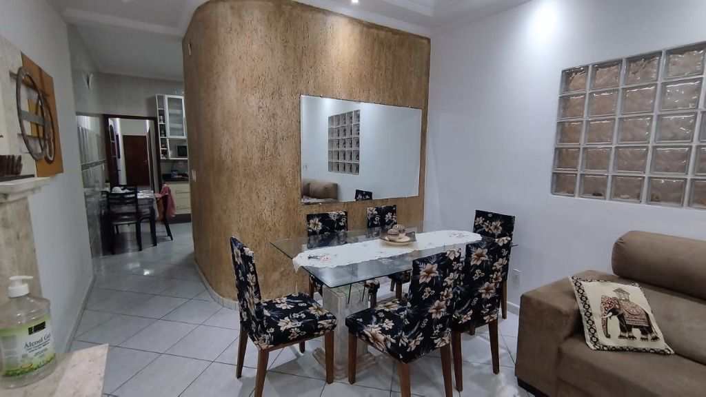 Casa em Praia Grande, no bairro Aviação