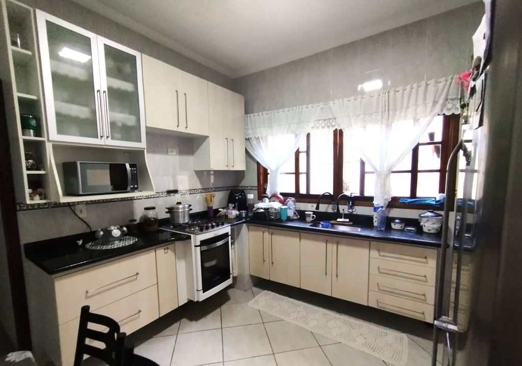 Casa em Praia Grande, no bairro Aviação