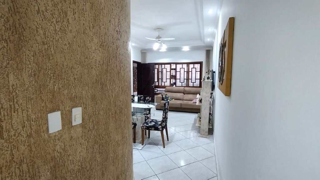 Casa em Praia Grande, no bairro Aviação