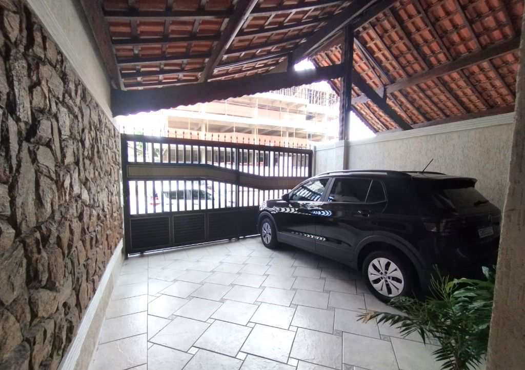 Casa em Praia Grande, no bairro Aviação