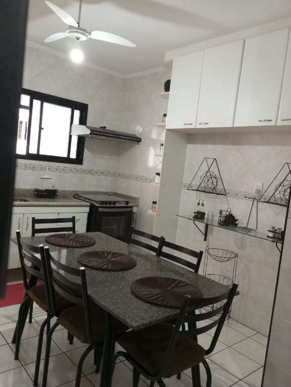 Apartamento em Praia Grande, no bairro Tupi