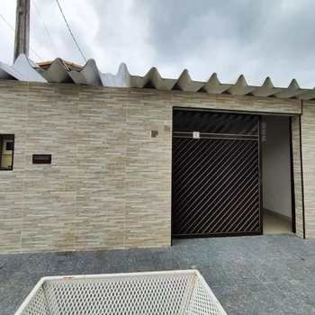 Casa em Praia Grande, bairro Boqueirão