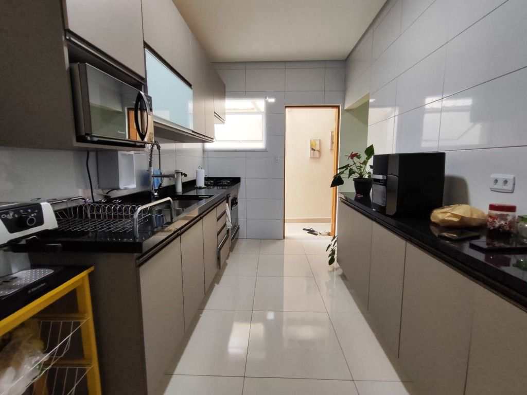 Casa em Praia Grande, no bairro Boqueirão