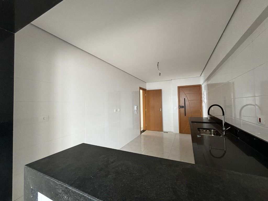 Apartamento em Praia Grande, no bairro Caiçara