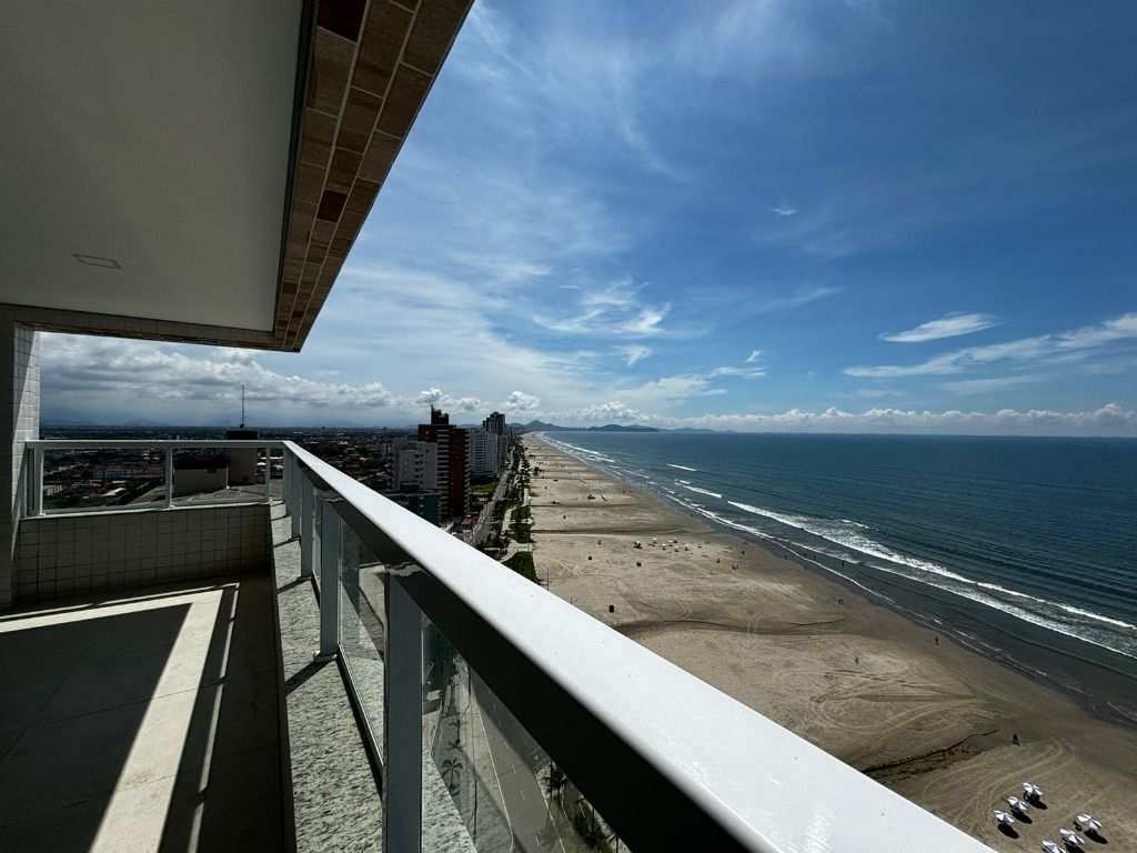 Apartamento em Praia Grande, no bairro Caiçara
