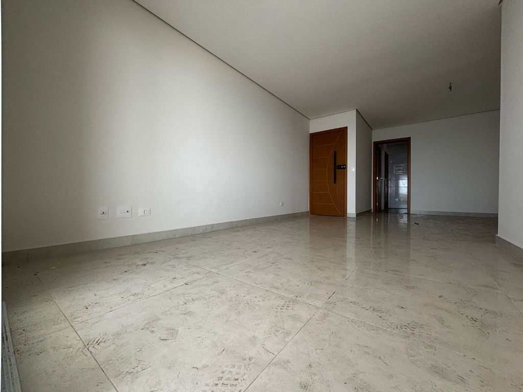 Apartamento em Praia Grande, no bairro Caiçara