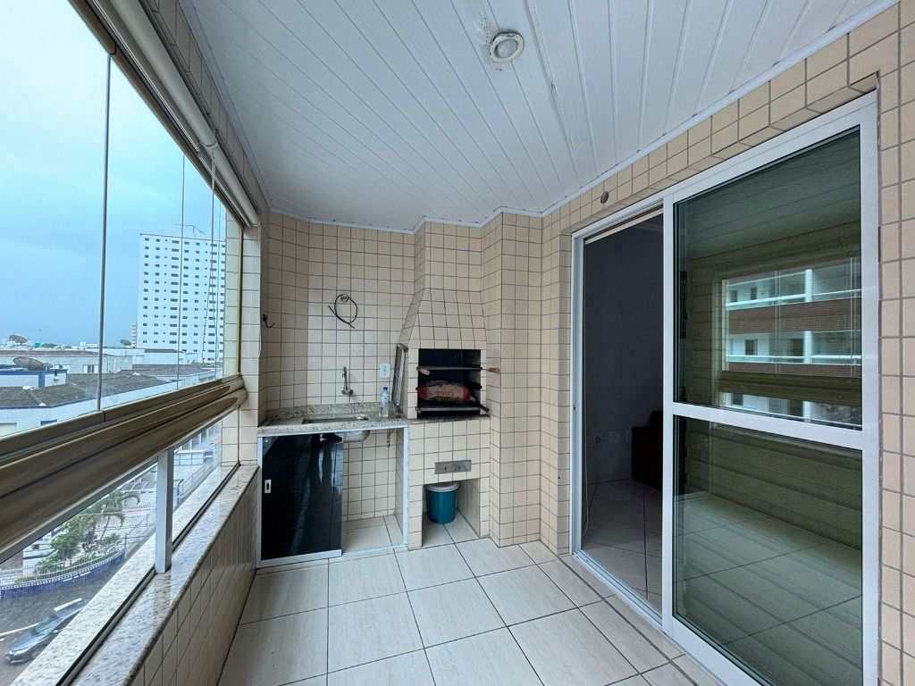Apartamento em Praia Grande, no bairro Ocian