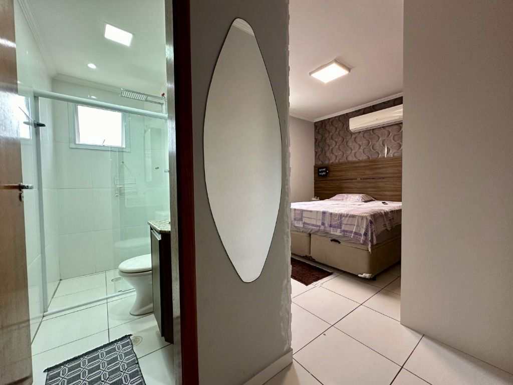 Apartamento em Praia Grande, no bairro Ocian
