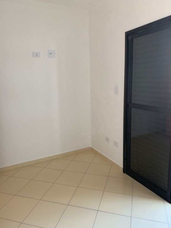 Apartamento em Praia Grande, no bairro Boqueirão