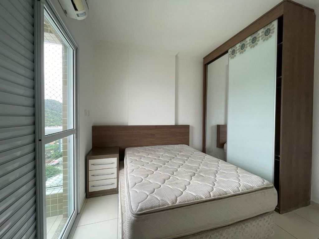 Apartamento em Praia Grande, no bairro Canto do Forte