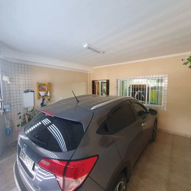 Sobrado em Praia Grande, no bairro Guilhermina