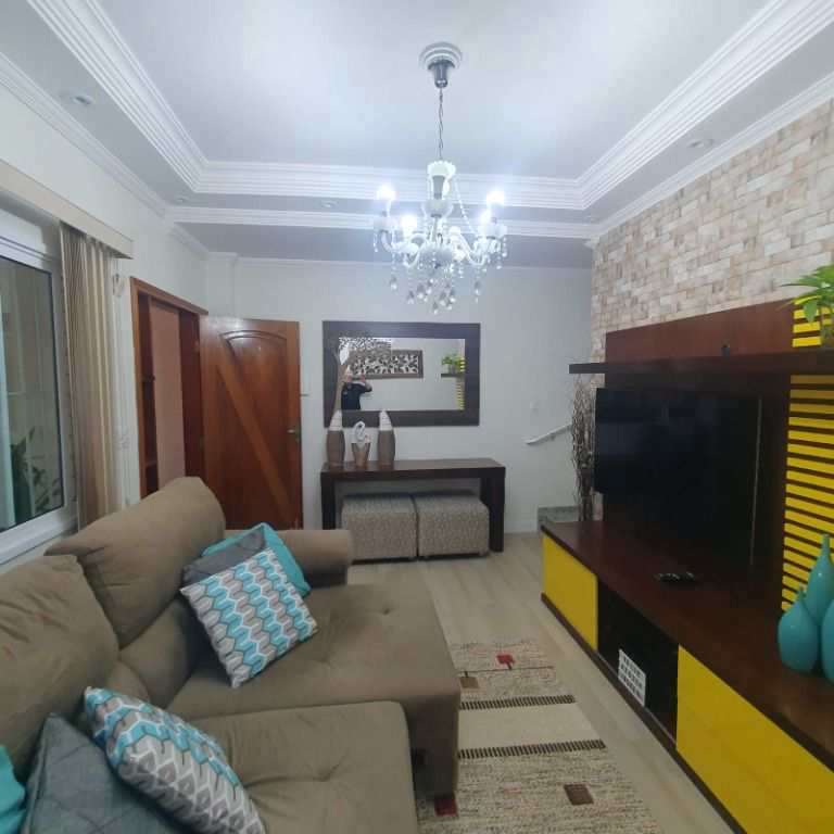 Sobrado em Praia Grande, no bairro Guilhermina
