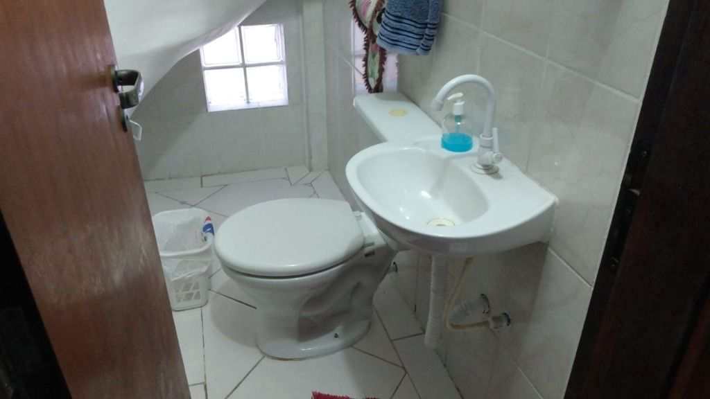 Sobrado em Praia Grande, no bairro Guilhermina