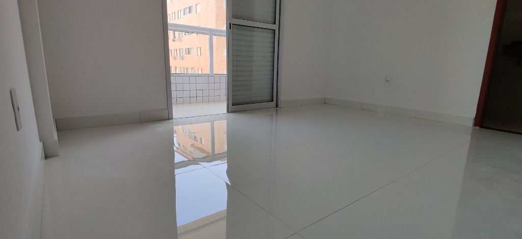 Apartamento em Praia Grande, no bairro Boqueirão