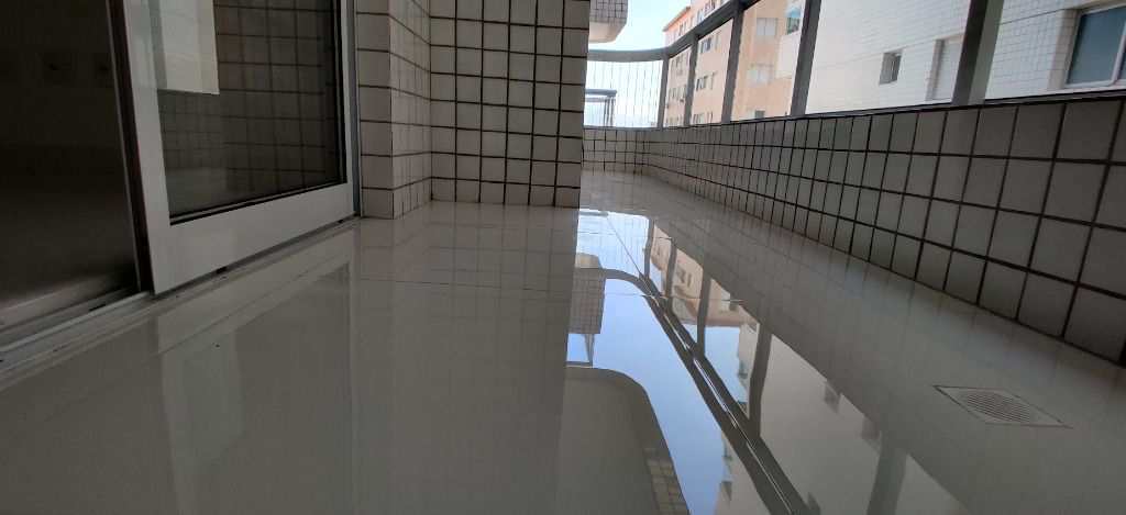 Apartamento em Praia Grande, no bairro Boqueirão