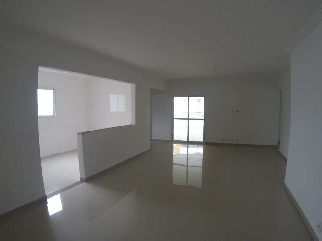 Apartamento em Praia Grande, no bairro Tupi