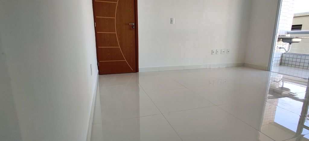 Apartamento em Praia Grande, no bairro Boqueirão
