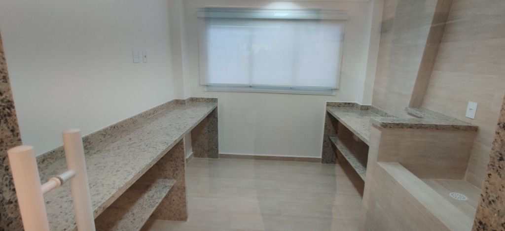 Apartamento em Praia Grande, no bairro Boqueirão