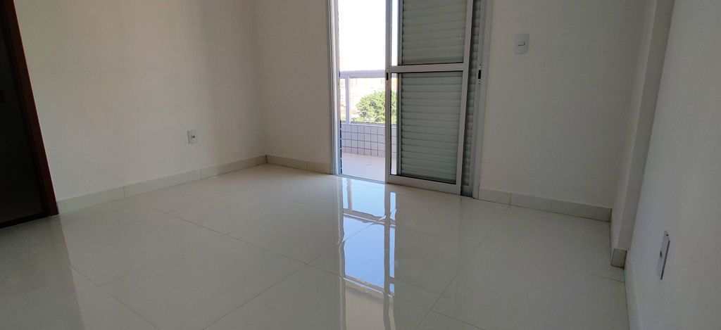 Apartamento em Praia Grande, no bairro Boqueirão