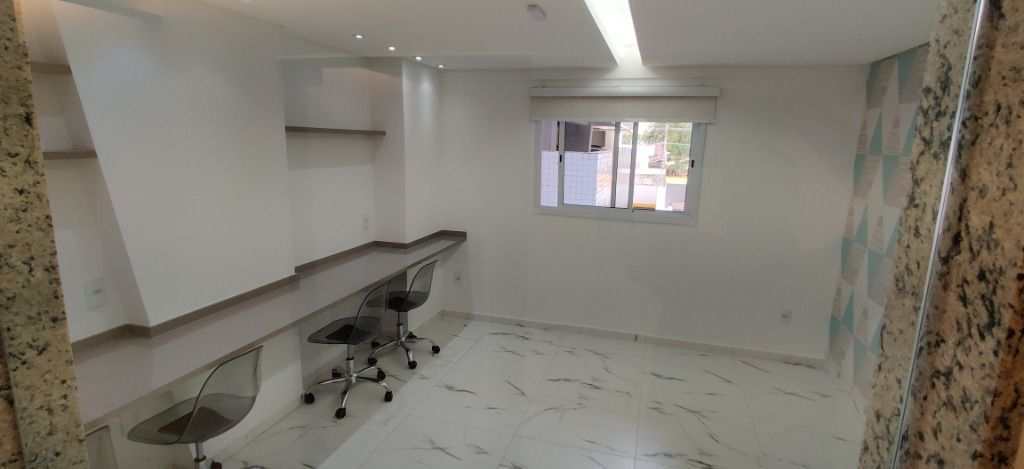 Apartamento em Praia Grande, no bairro Boqueirão