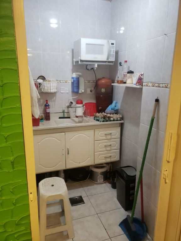 Loja em Praia Grande, no bairro Boqueirão