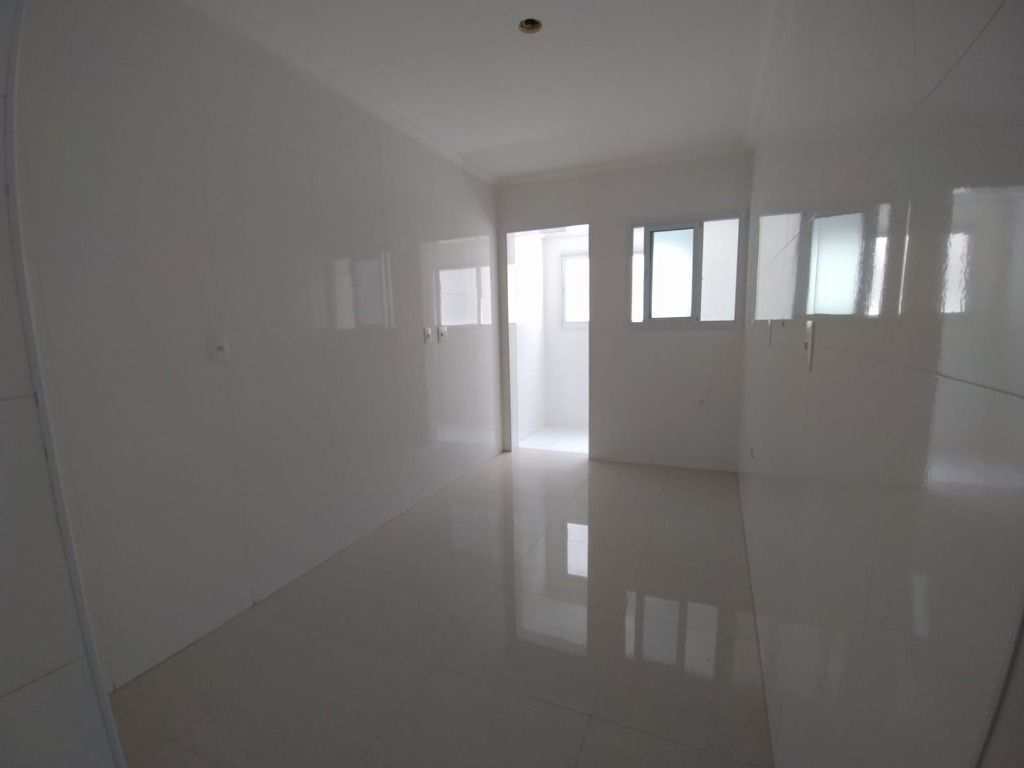 Apartamento em Praia Grande, no bairro Guilhermina