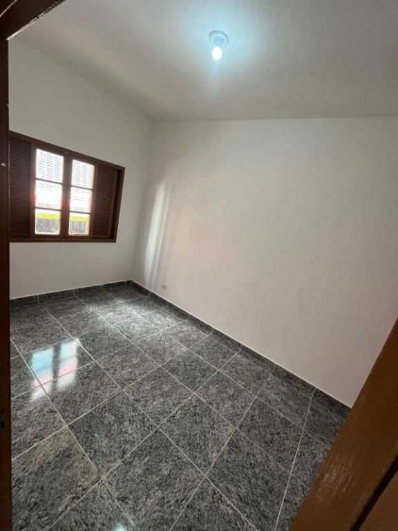 Sobrado em Praia Grande, no bairro Tupi