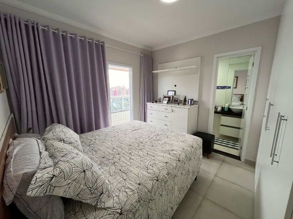 Apartamento em Praia Grande, no bairro Canto do Forte